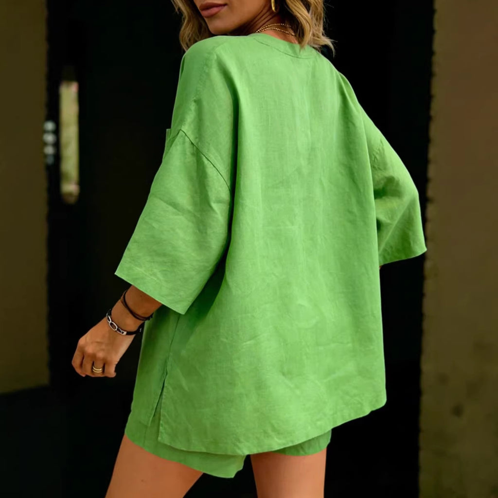 Women's Loose-fitting Short-sleeve And Shorts Set